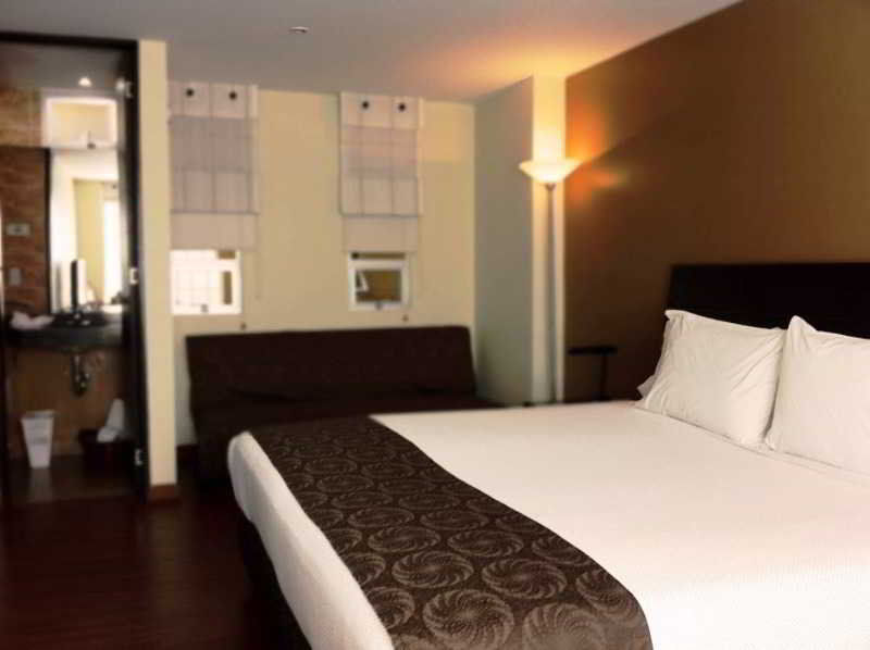 Hotel Santa Barbara Real Bogotá Exteriör bild